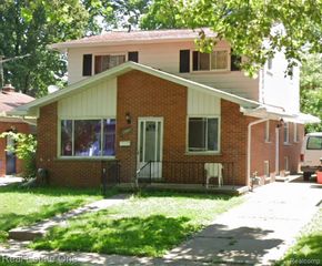 19450 Rensellor Street, Livonia, MI 48152