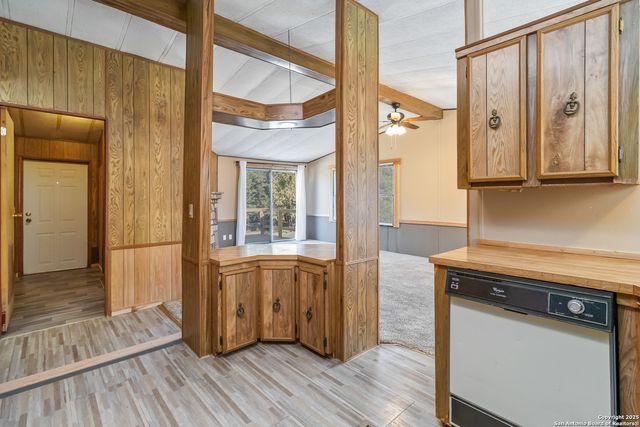 294 Deer Run, Canyon Lake, TX 78133