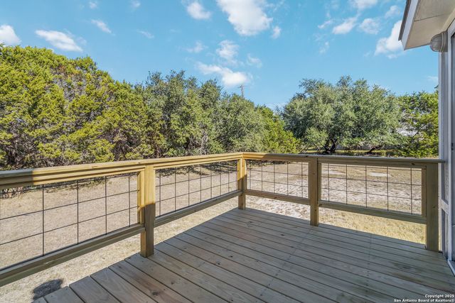 294 Deer Run, Canyon Lake, TX 78133