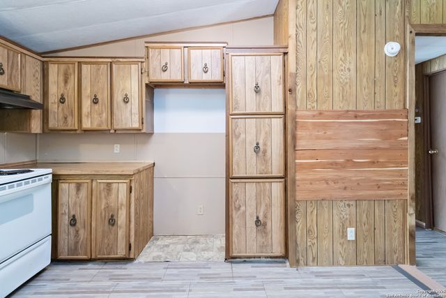 294 Deer Run, Canyon Lake, TX 78133