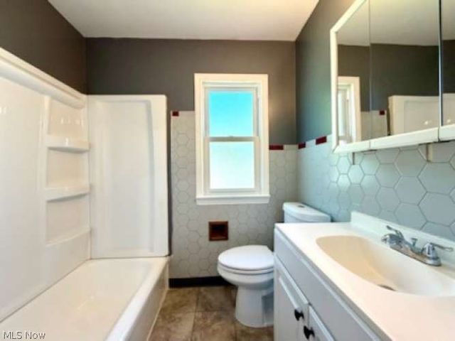 14207 Tabor Avenue, Maple Heights, OH 44137