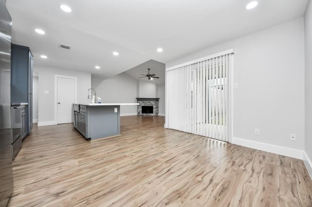 10265 Field Stone Drive, Houston, TX 77041