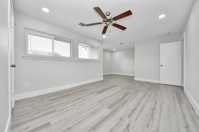 10265 Field Stone Drive, Houston, TX 77041