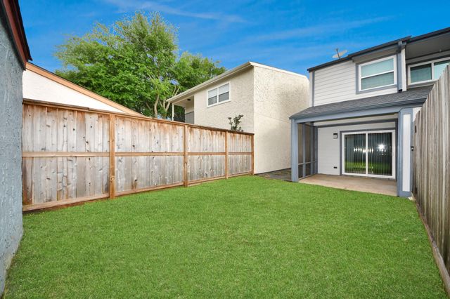 10265 Field Stone Drive, Houston, TX 77041