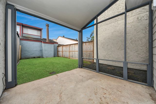 10265 Field Stone Drive, Houston, TX 77041