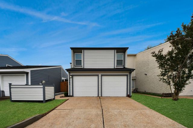 10265 Field Stone Drive, Houston, TX 77041