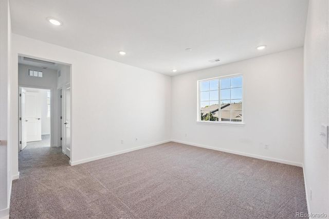 4043 Emerald Shore Drive, Loveland, CO 80538