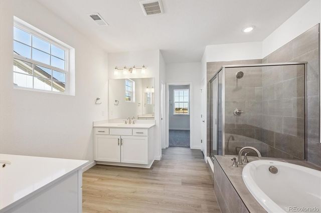 4043 Emerald Shore Drive, Loveland, CO 80538