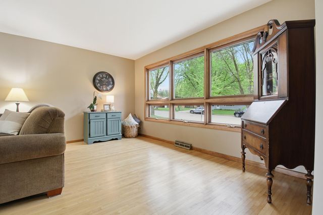 215 Terrace Drive SW, Willmar, MN 56201