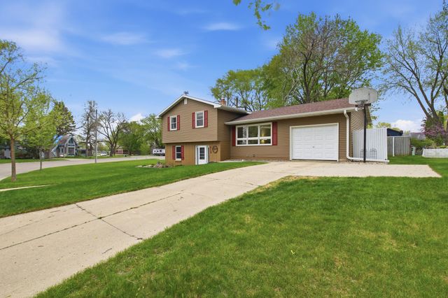 215 Terrace Drive SW, Willmar, MN 56201