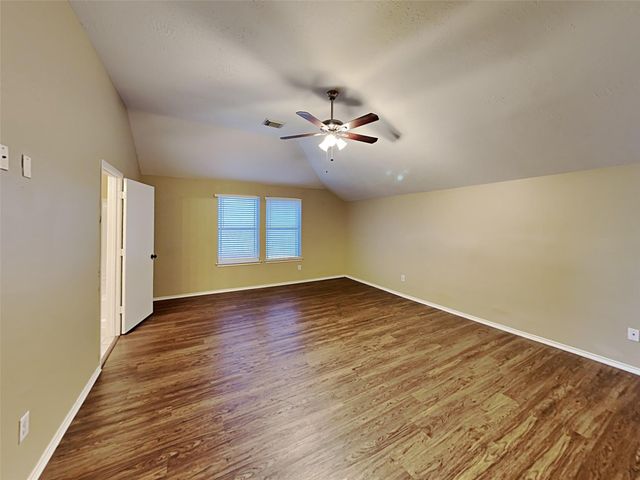 5446 Aloe Avenue, Baytown, TX 77521