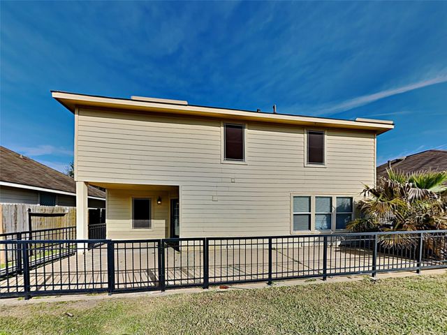5446 Aloe Avenue, Baytown, TX 77521