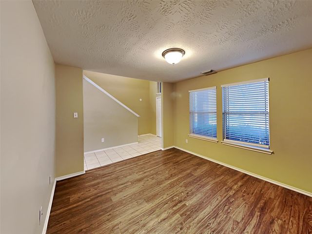 5446 Aloe Avenue, Baytown, TX 77521