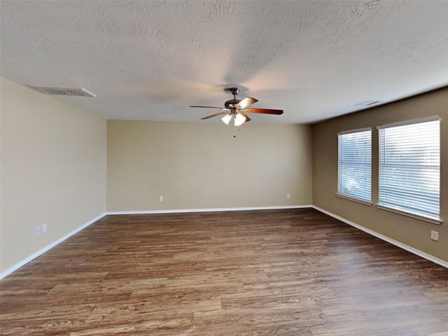 5446 Aloe Avenue, Baytown, TX 77521