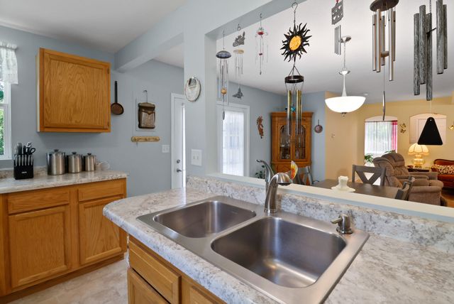 1401 Oriole Road, Valparaiso, IN 46383