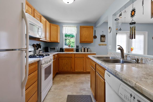 1401 Oriole Road, Valparaiso, IN 46383