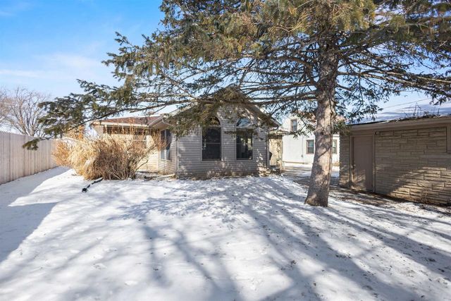 909 W WEILAND AVENUE, Appleton, WI 54914