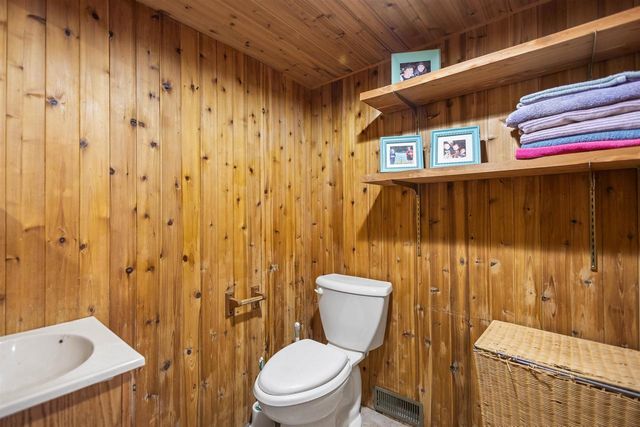 909 W WEILAND AVENUE, Appleton, WI 54914