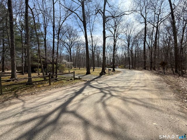 96 Quail Run Road, Woodbury, CT 06798