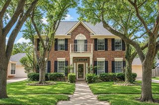 2010 Claire Court, Sugar Land, TX 77478