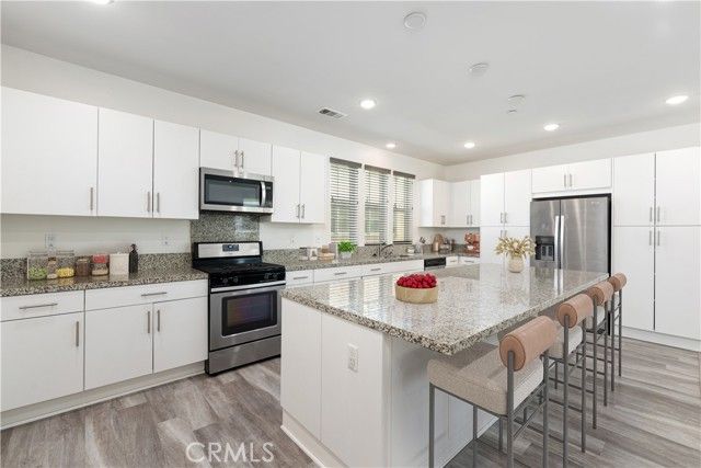 5341 Calle Rockfish 76, San Diego, CA 92154