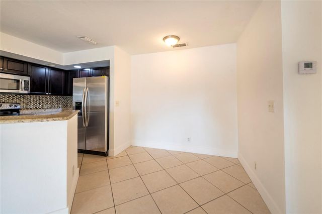 3480 N Pinewalk Dr N 116, Margate, FL 33063