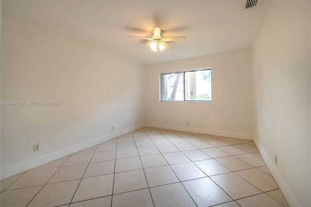 3480 N Pinewalk Dr N 116, Margate, FL 33063