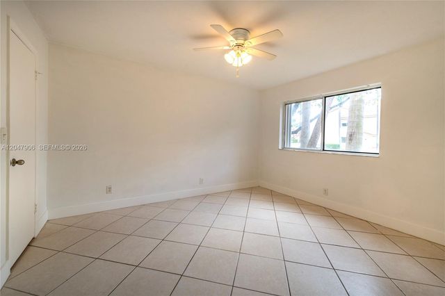 3480 N Pinewalk Dr N 116, Margate, FL 33063