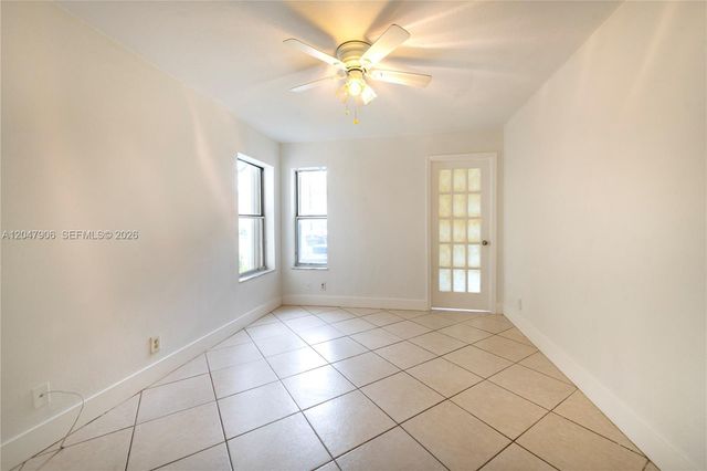 3480 N Pinewalk Dr N 116, Margate, FL 33063