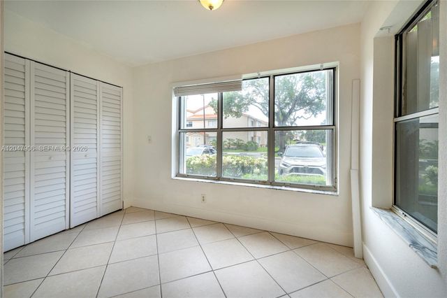 3480 N Pinewalk Dr N 116, Margate, FL 33063