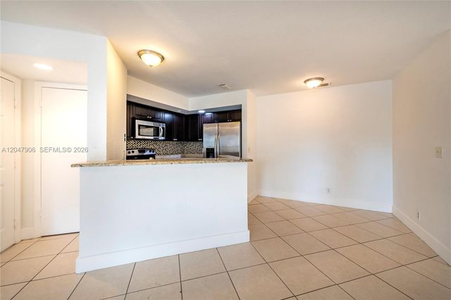 3480 N Pinewalk Dr N 116, Margate, FL 33063