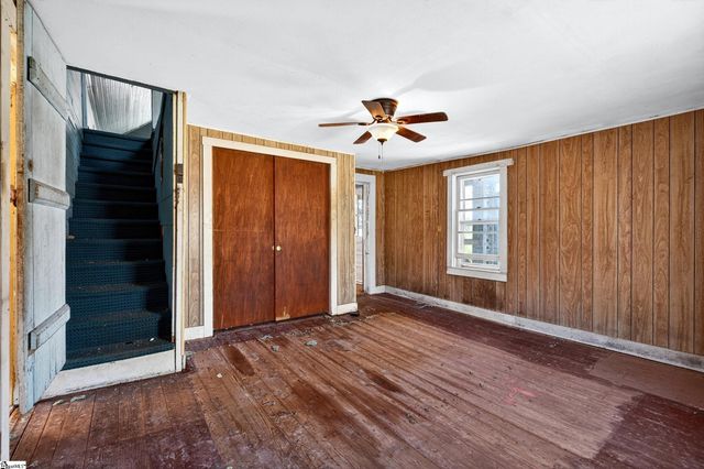 1511 Gowensville Church Road, Landrum, SC 29356