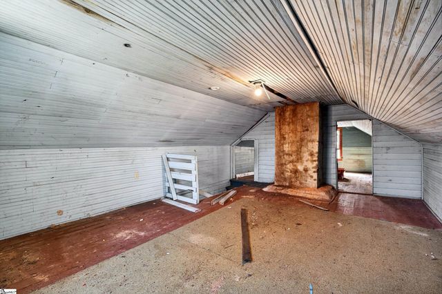 1511 Gowensville Church Road, Landrum, SC 29356