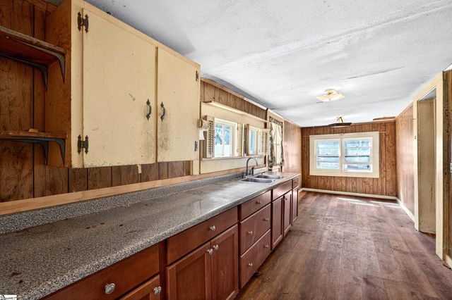 1511 Gowensville Church Road, Landrum, SC 29356