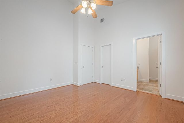 1555 Birdsall Street A, Houston, TX 77007