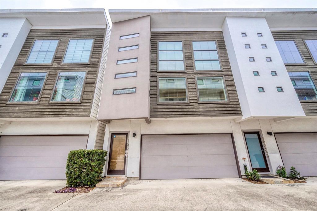 1555 Birdsall Street A, Houston, TX 77007