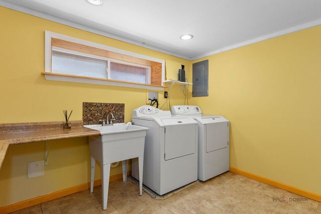 2720 N Beulah Avenue, River Grove, IL 60171