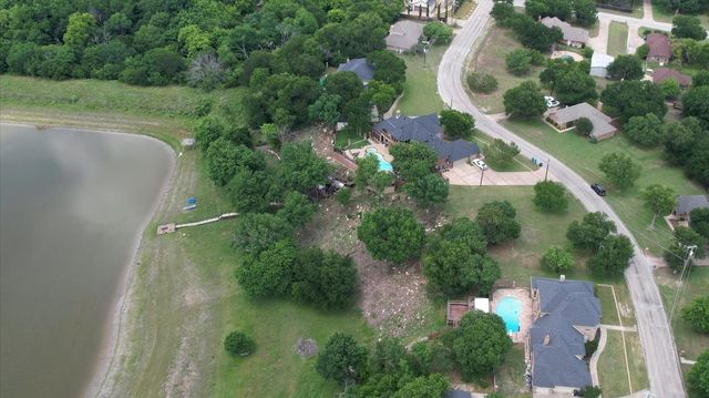 141 Lakeview Drive, Aledo, TX 76008