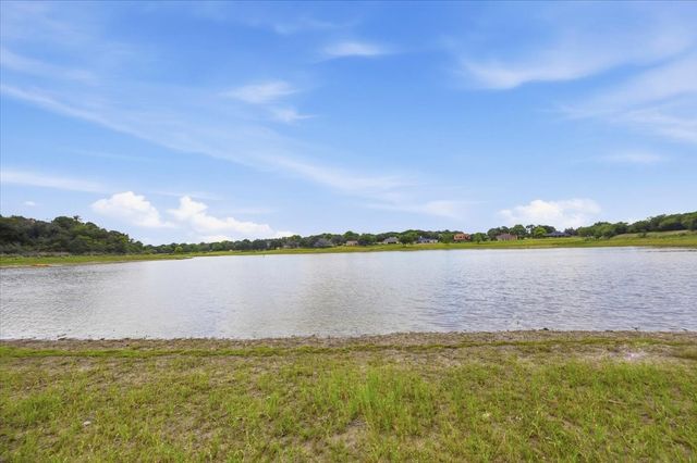 141 Lakeview Drive, Aledo, TX 76008