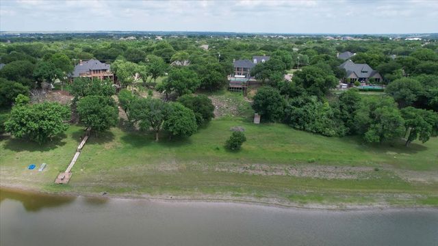 141 Lakeview Drive, Aledo, TX 76008