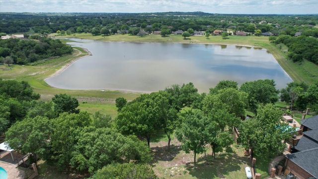 141 Lakeview Drive, Aledo, TX 76008