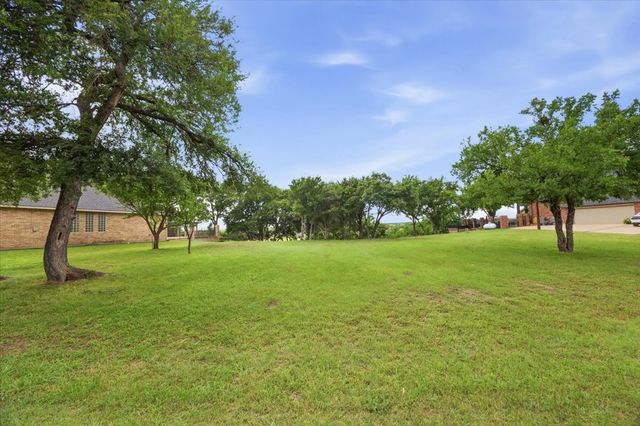 141 Lakeview Drive, Aledo, TX 76008