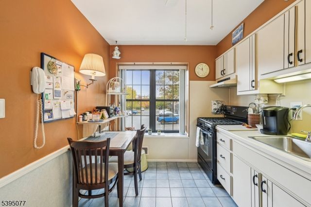 181 Long Hill Rd K-5, Little Falls Twp., NJ 07424