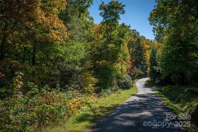 205 Chickadee Lane 205, Maggie Valley, NC 28751