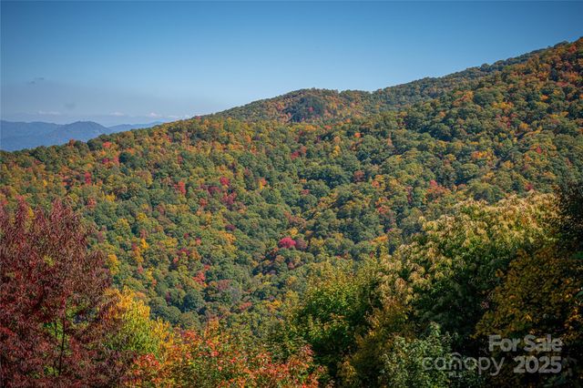 205 Chickadee Lane 205, Maggie Valley, NC 28751