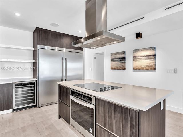 1930 Bay Dr PH1, Miami Beach, FL 33141