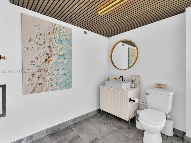1930 Bay Dr PH1, Miami Beach, FL 33141