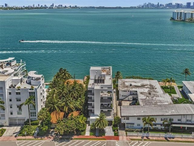 1930 Bay Dr PH1, Miami Beach, FL 33141