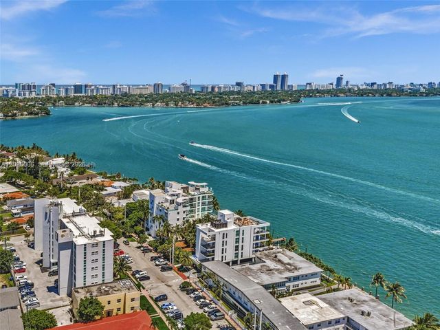 1930 Bay Dr PH1, Miami Beach, FL 33141