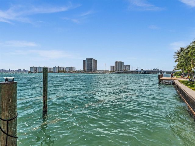 1930 Bay Dr PH1, Miami Beach, FL 33141